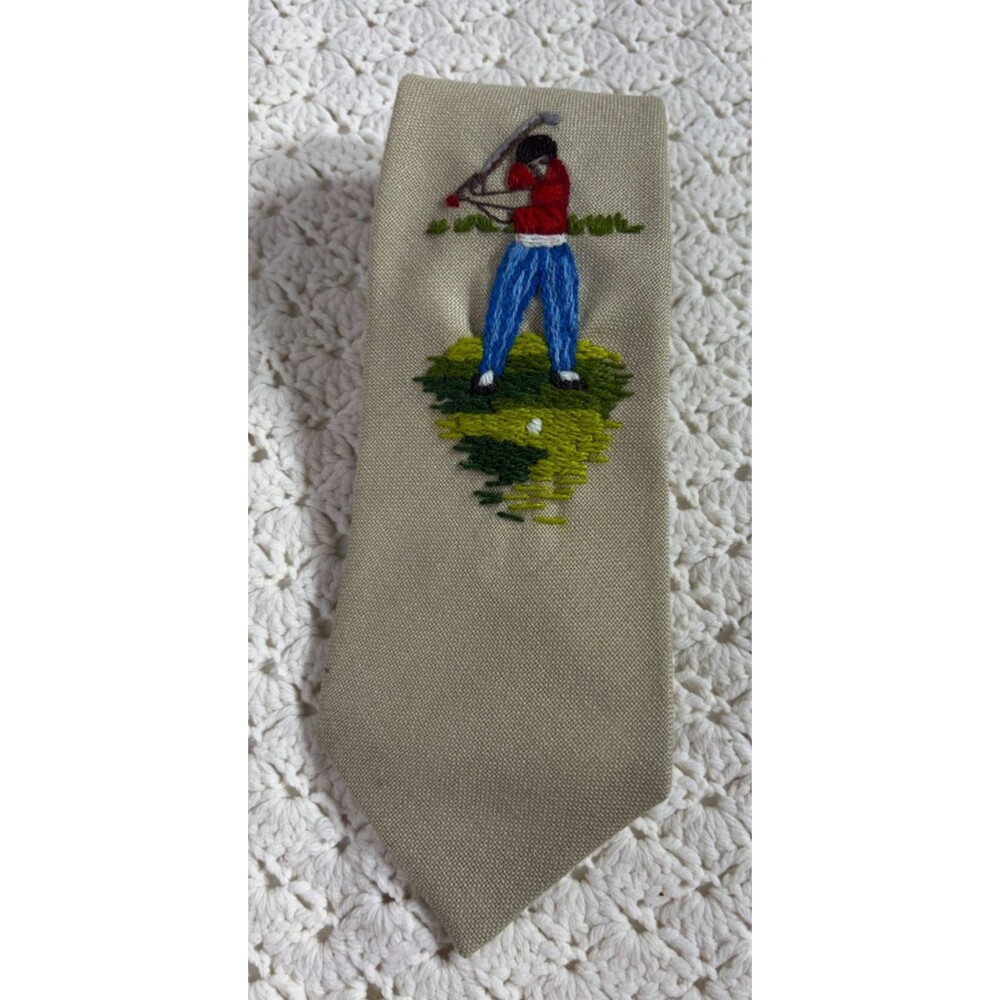 Vtg Men's Crewel Knit Wide Paragon Polyester Golf Tie 4.25" x 57" Handmade USA